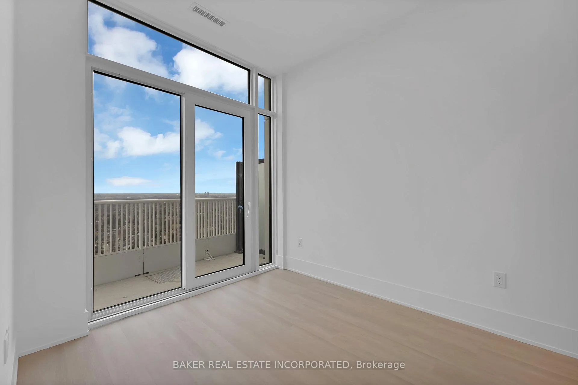 Photo 15 of Unit PH3, 36 Olive Avenue, North York, Willowdale East — HOMEH