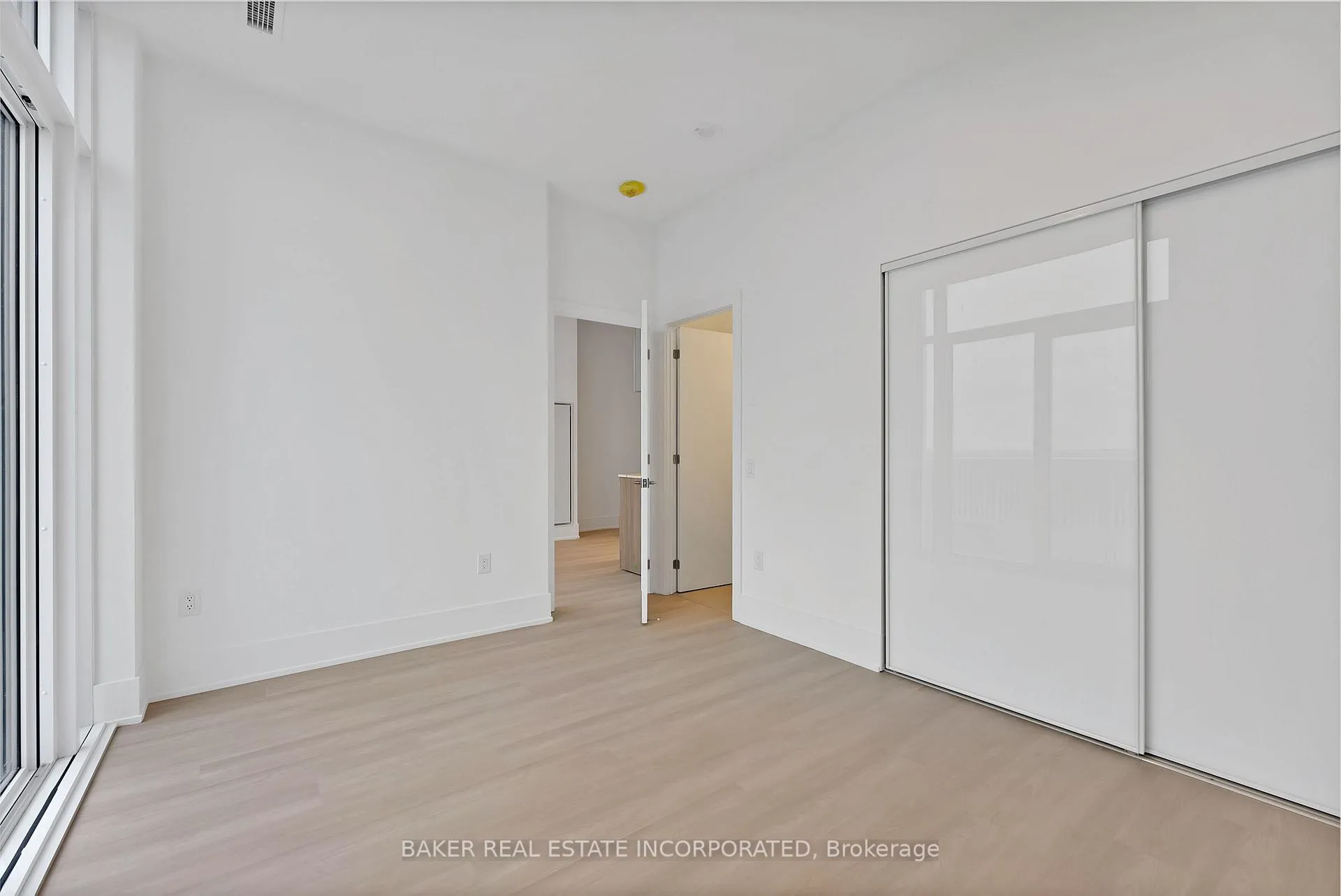 Photo 22 of Unit PH3, 36 Olive Avenue, North York, Willowdale East — HOMEH