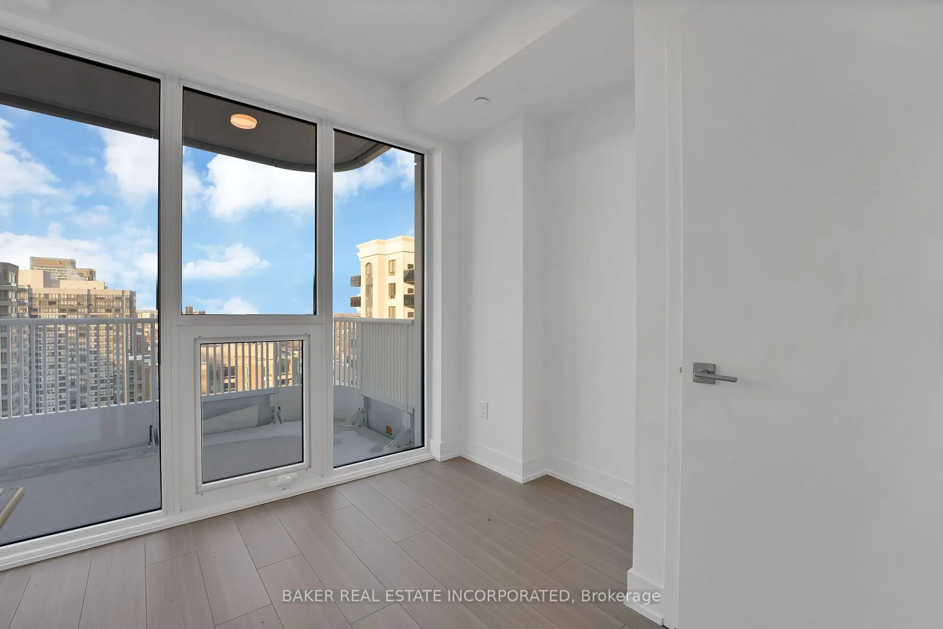 Photo 7 of Unit 2105, 36 Olive Avenue, North York, Willowdale East — HOMEH