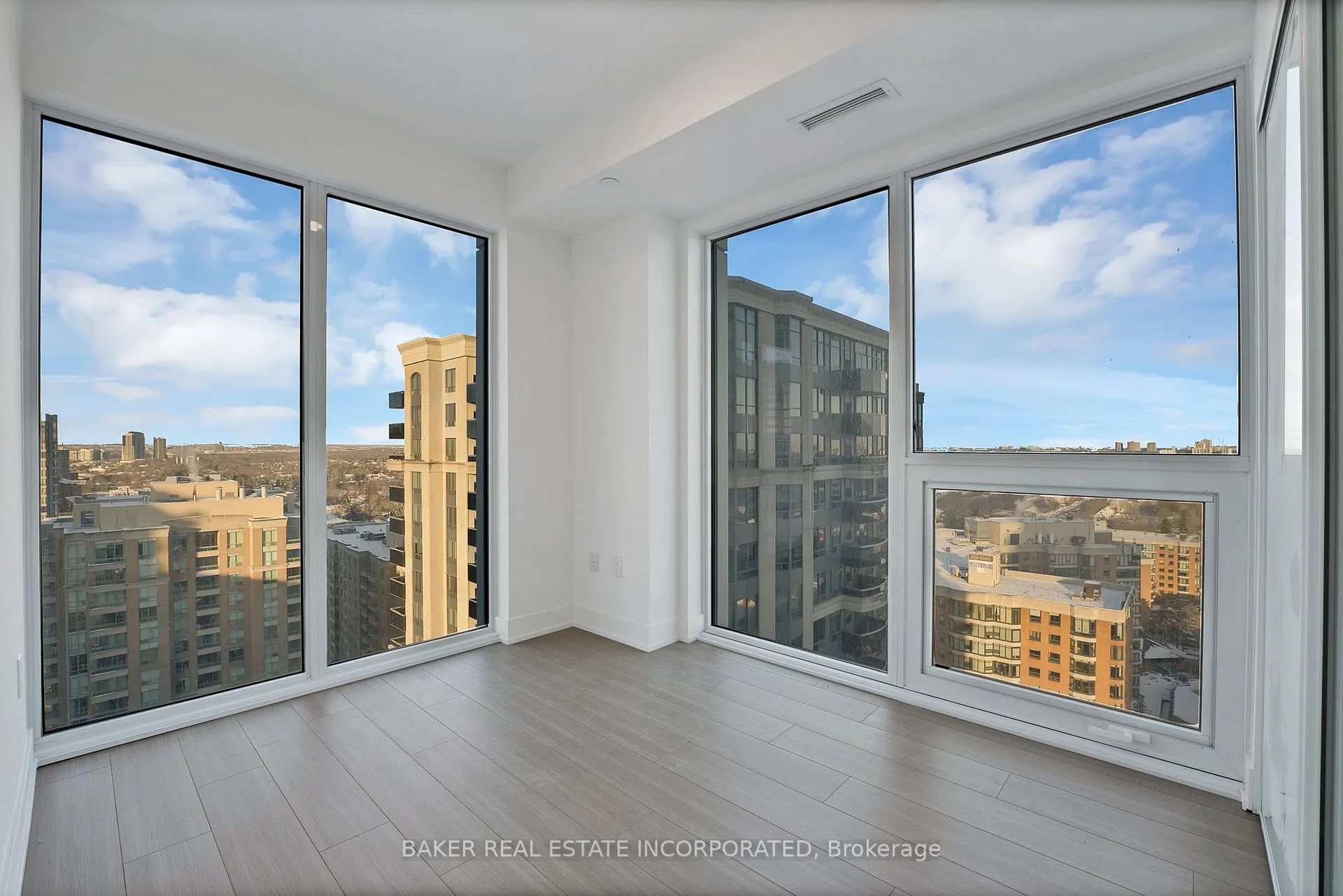 Photo 10 of Unit 2105, 36 Olive Avenue, North York, Willowdale East — HOMEH