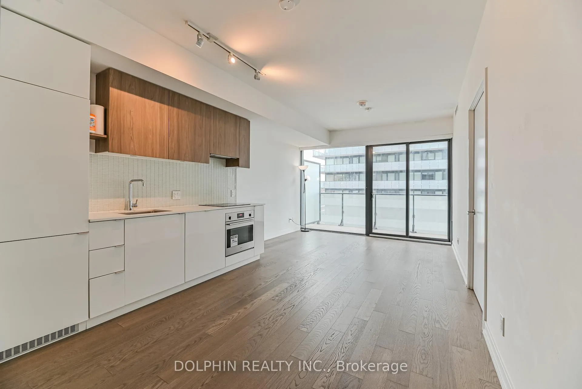 Photo 8 of Unit 1007, 161 Roehampton Avenue, Toronto, Mount Pleasant West — HOMEH