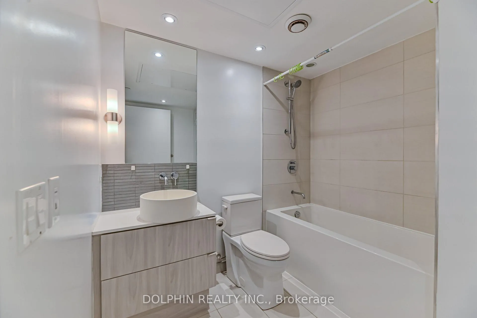 Photo 22 of Unit 1007, 161 Roehampton Avenue, Toronto, Mount Pleasant West — HOMEH