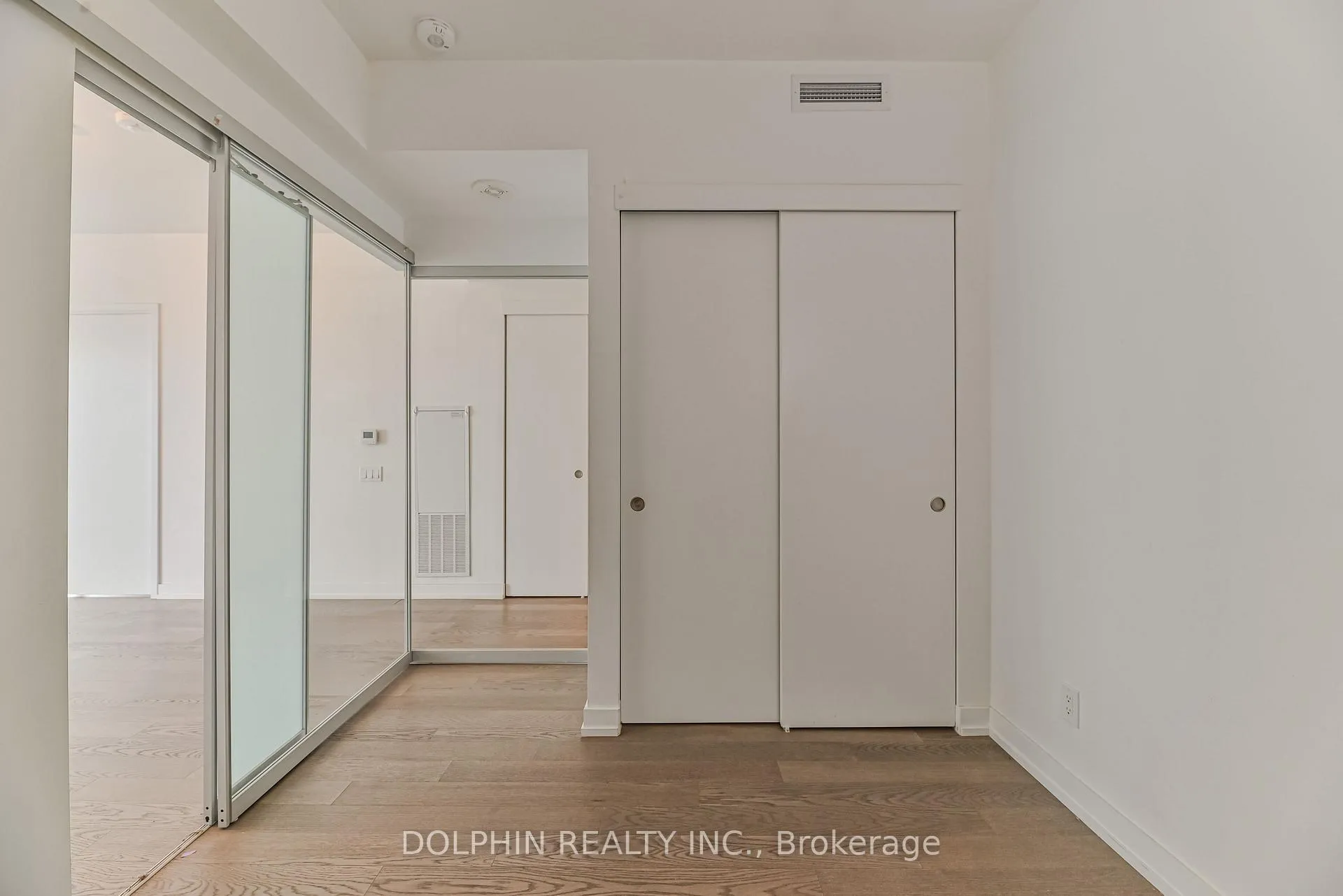 Photo 34 of Unit 1007, 161 Roehampton Avenue, Toronto, Mount Pleasant West — HOMEH
