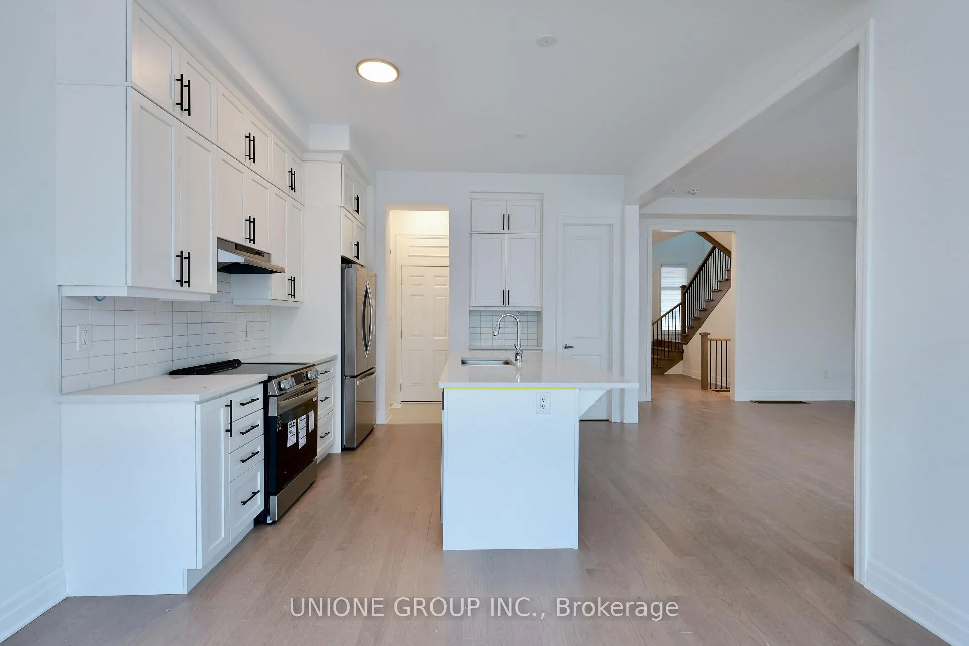 Photo 8 of 1198 Pelican Passage, Oakville, Joshua Meadows — HOMEH