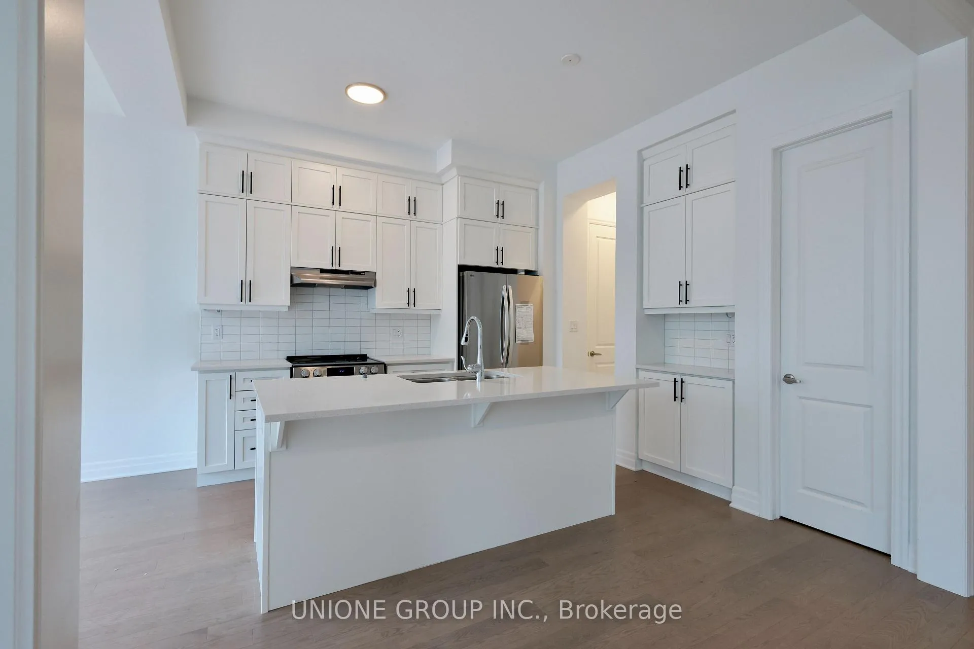 Photo 9 of 1198 Pelican Passage, Oakville, Joshua Meadows — HOMEH