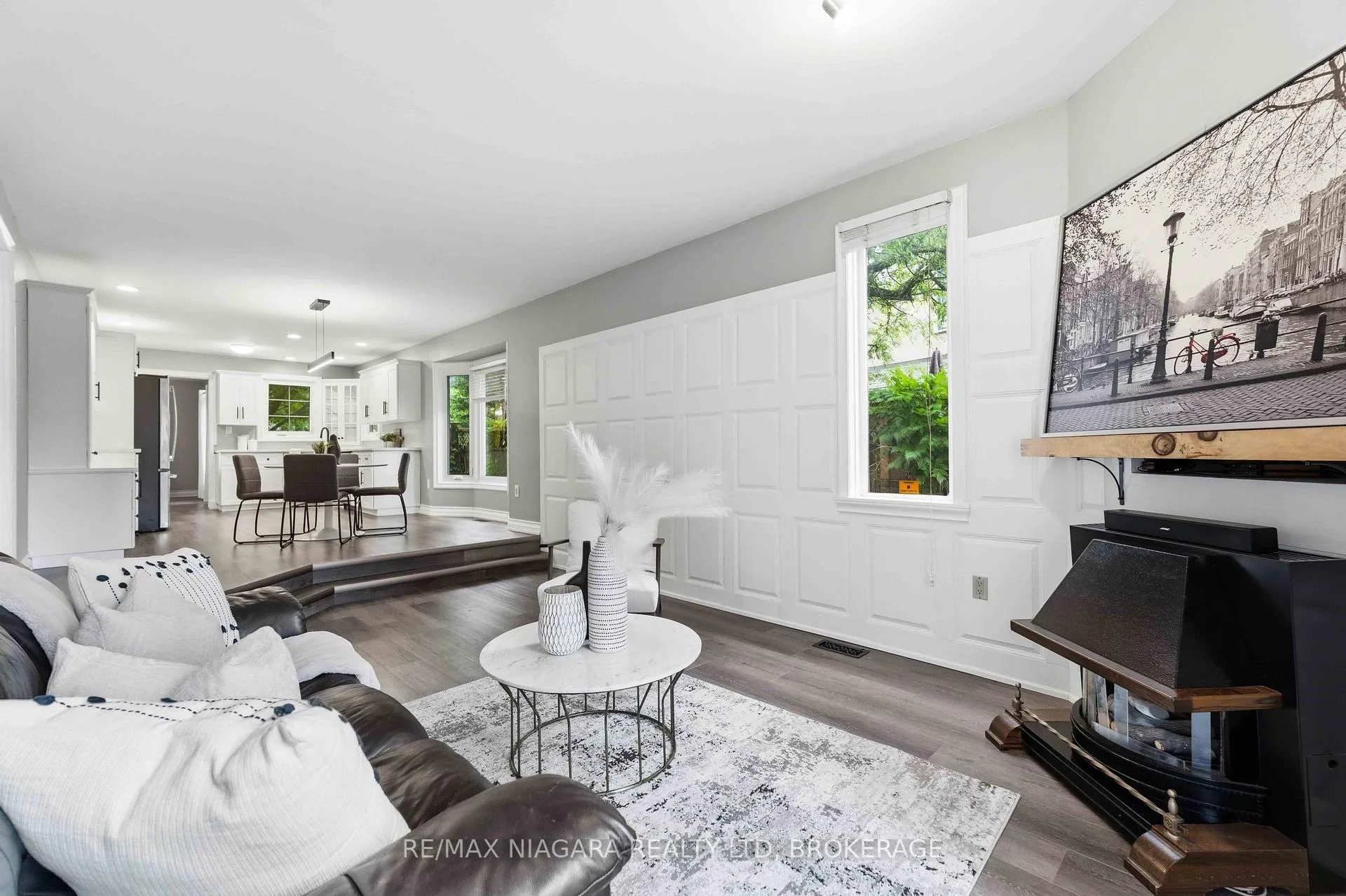 Photo 10 of 44 Cheritan Court, St. Catharines, Port Dalhousie — HOMEH