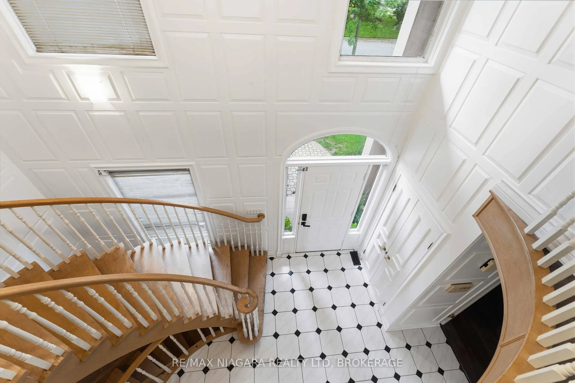 Photo 34 of 44 Cheritan Court, St. Catharines, Port Dalhousie — HOMEH