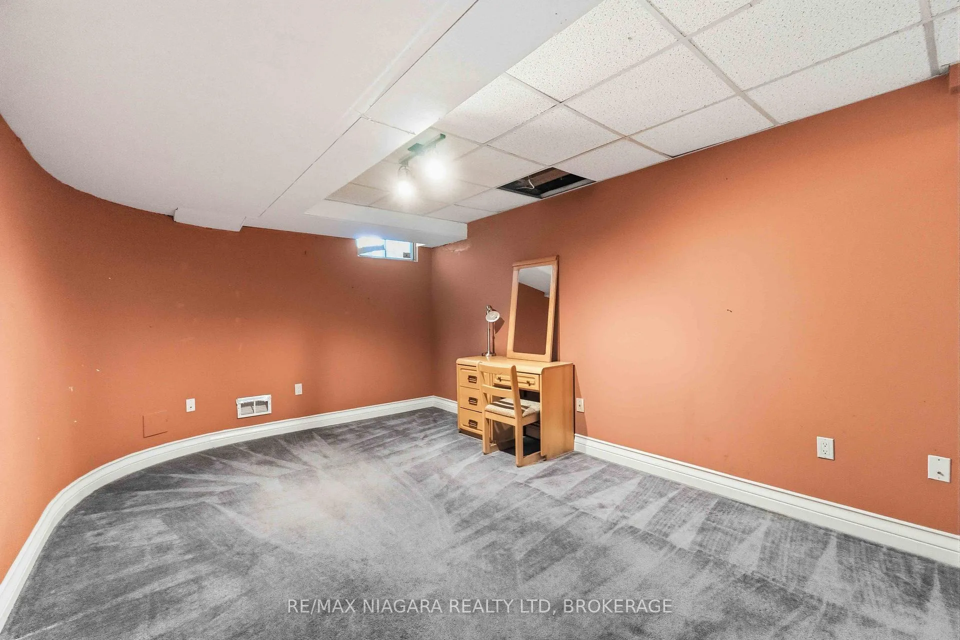 Photo 39 of 44 Cheritan Court, St. Catharines, Port Dalhousie — HOMEH