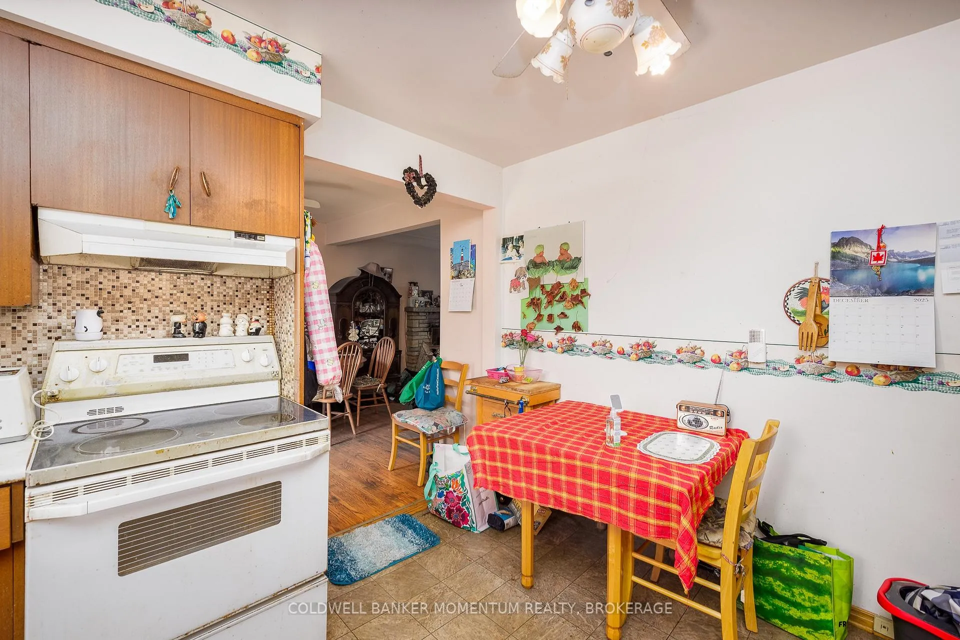 Photo 17 of 6416 Clare Crescent, Niagara Falls, Dorchester — HOMEH