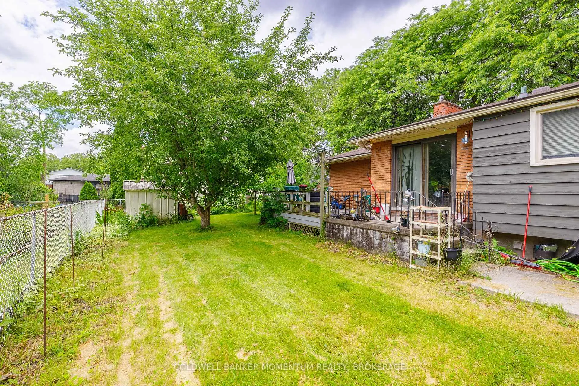Photo 33 of 6416 Clare Crescent, Niagara Falls, Dorchester — HOMEH