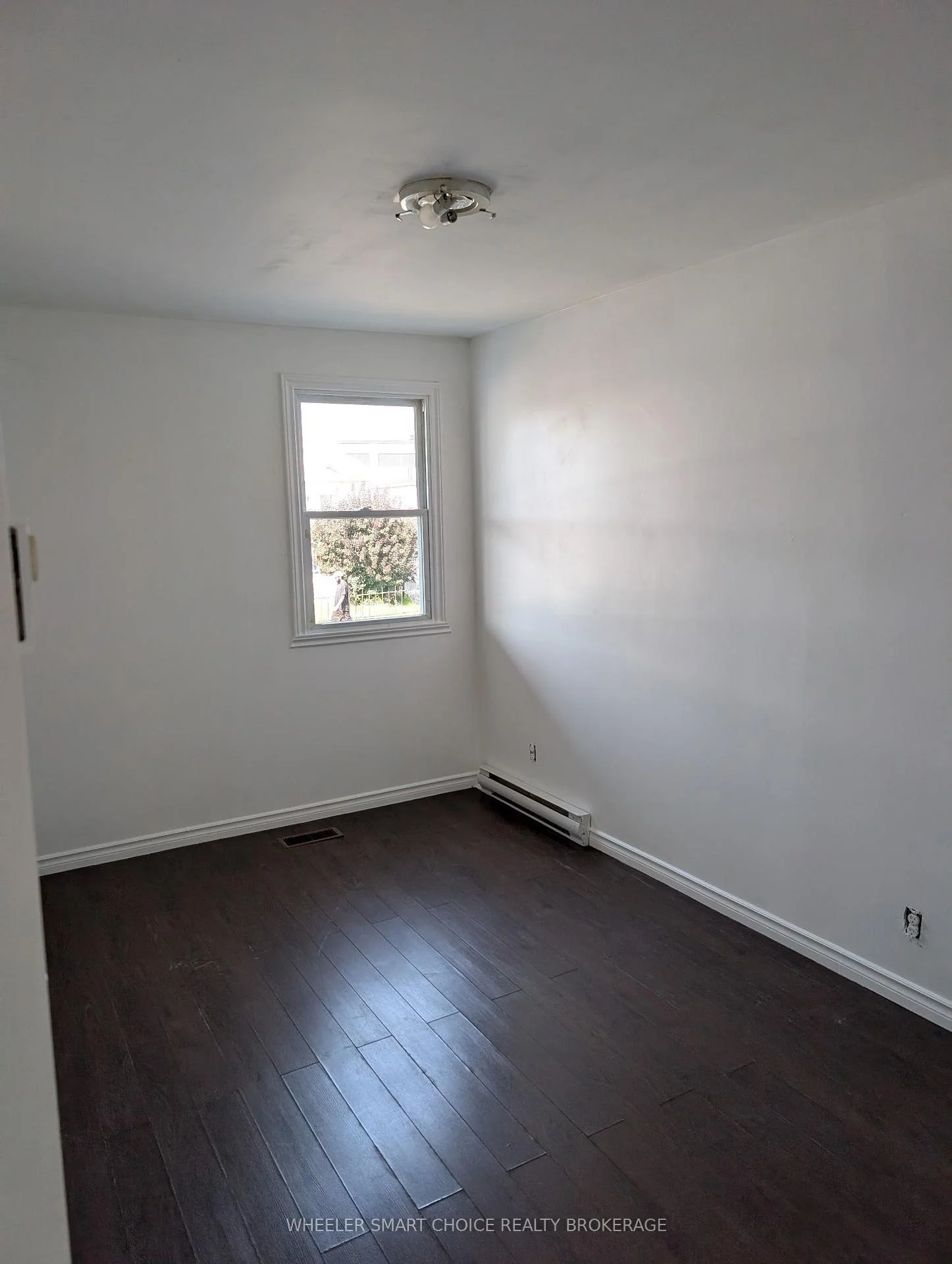 Photo 2 of 228 McConnell Avenue, Cornwall, Cornwall — HOMEH