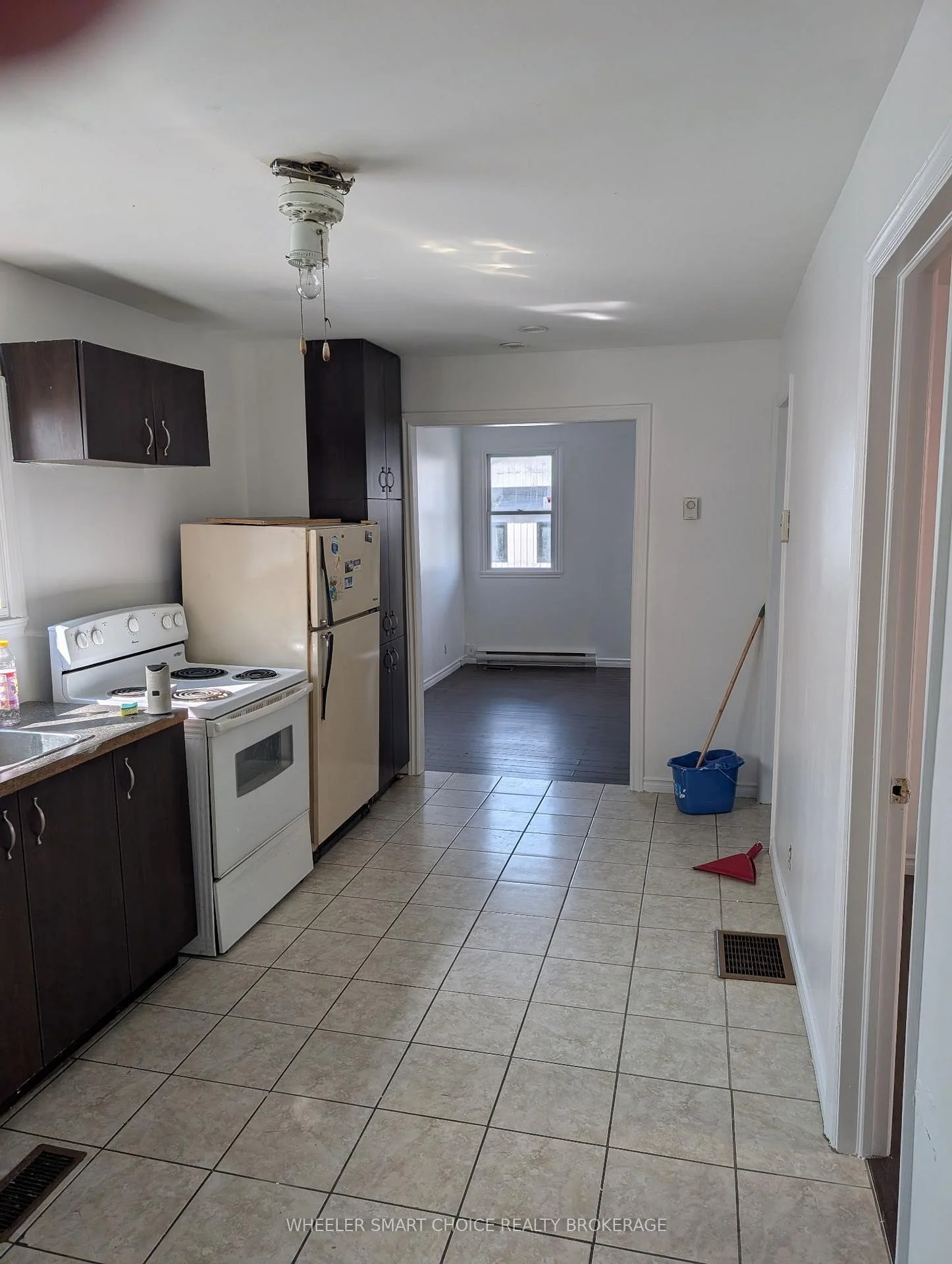 Photo 3 of 228 McConnell Avenue, Cornwall, Cornwall — HOMEH