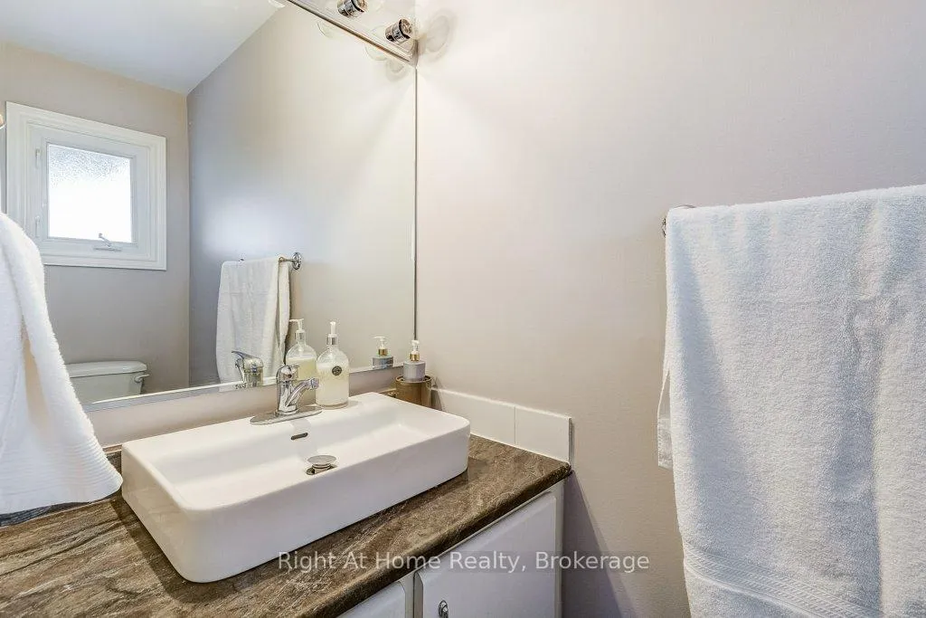 Photo 23 of 207 Montmorency Drive, Hamilton, Red Hill — HOMEH