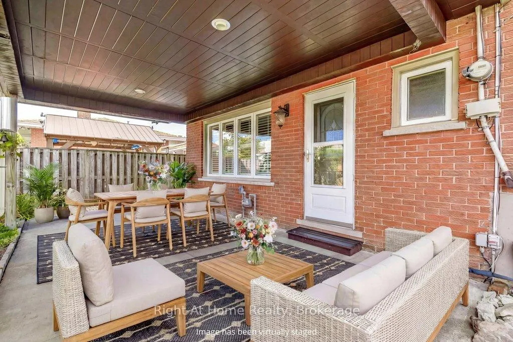 Photo 32 of 207 Montmorency Drive, Hamilton, Red Hill — HOMEH