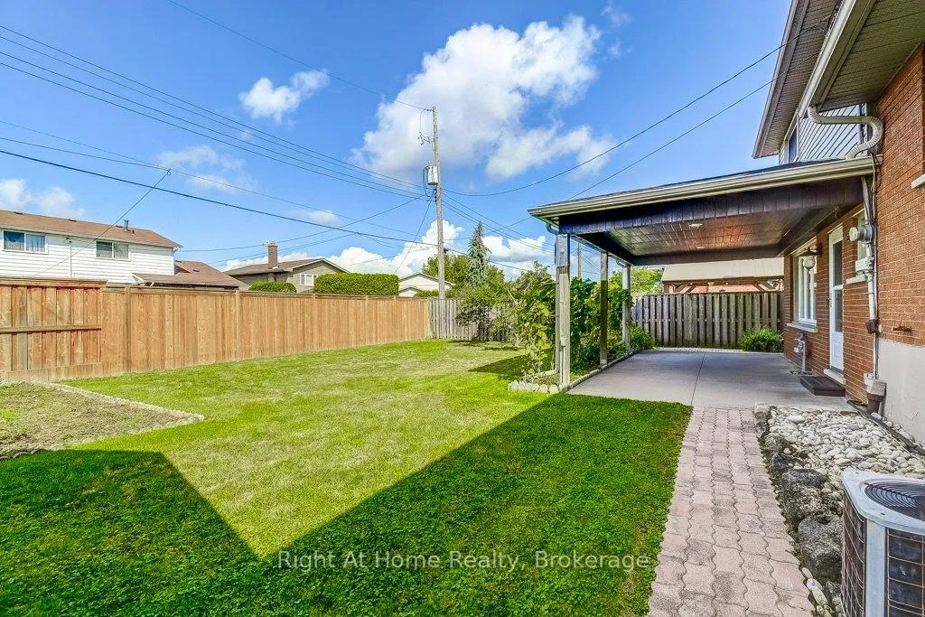 Photo 33 of 207 Montmorency Drive, Hamilton, Red Hill — HOMEH