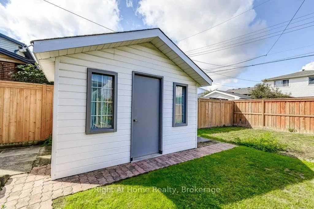 Photo 36 of 207 Montmorency Drive, Hamilton, Red Hill — HOMEH