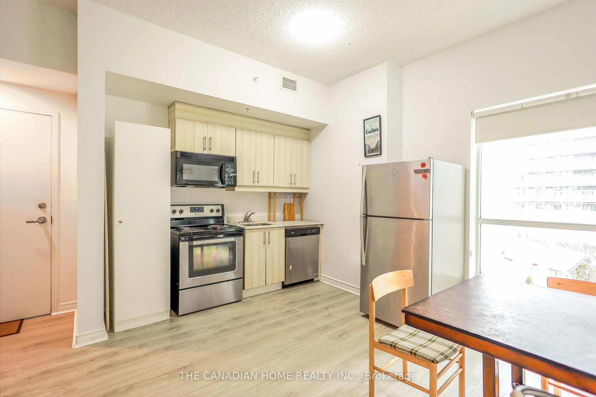 Photo 4 of Unit 304, 158 King Street N, Waterloo, Beechwood/University — HOMEH