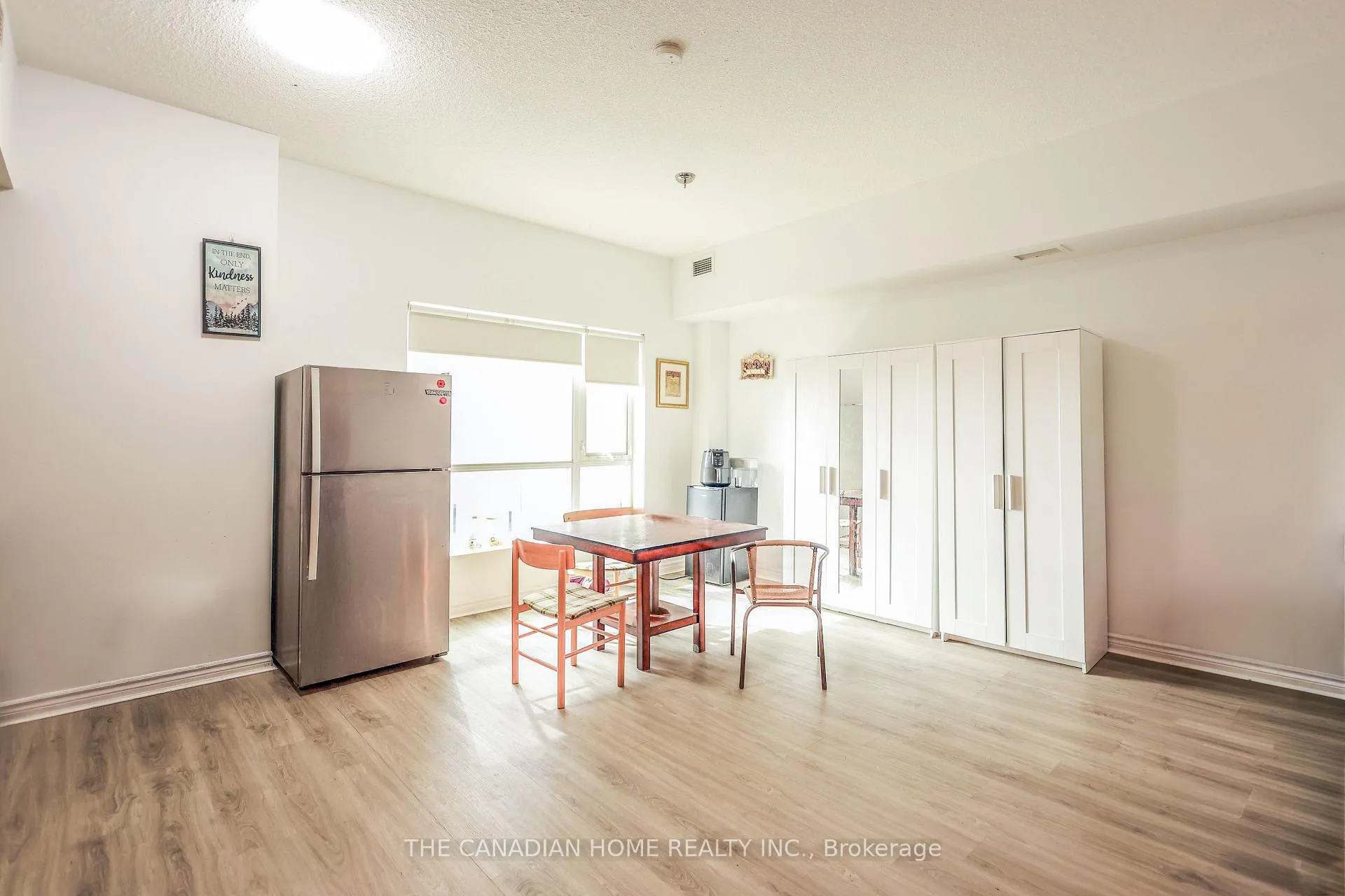 Photo 5 of Unit 304, 158 King Street N, Waterloo, Beechwood/University — HOMEH
