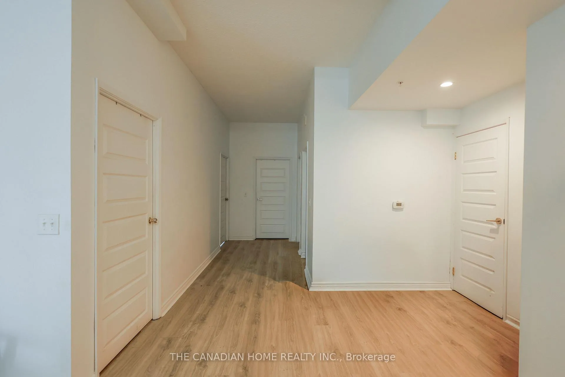 Photo 6 of Unit 304, 158 King Street N, Waterloo, Beechwood/University — HOMEH