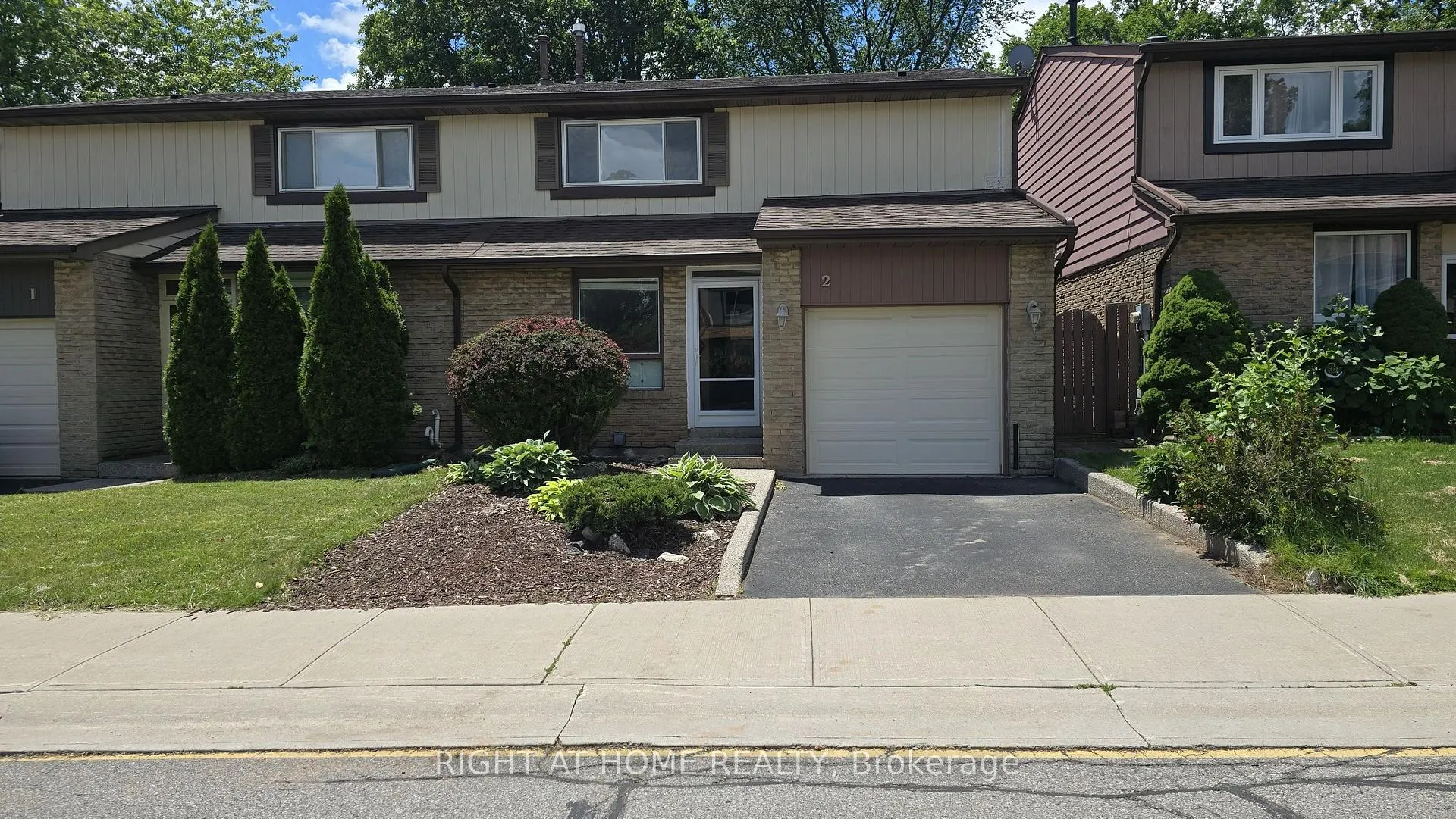 Front of Unit 2, 1580 Lancaster Drive