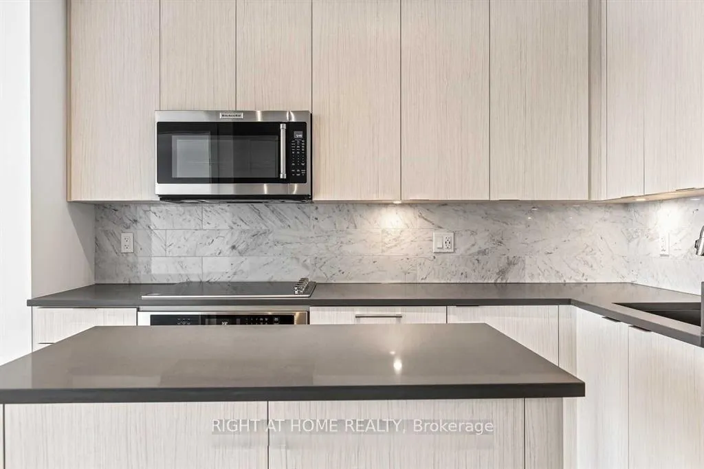 Photo 11 of Unit 1213, 38 Iannuzzi Street, Toronto, Niagara — HOMEH