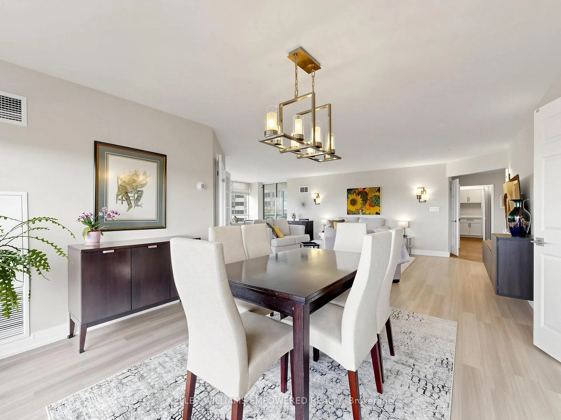 Photo 8 of Unit 614, 610 Bullock Drive, Markham, Markville — HOMEH