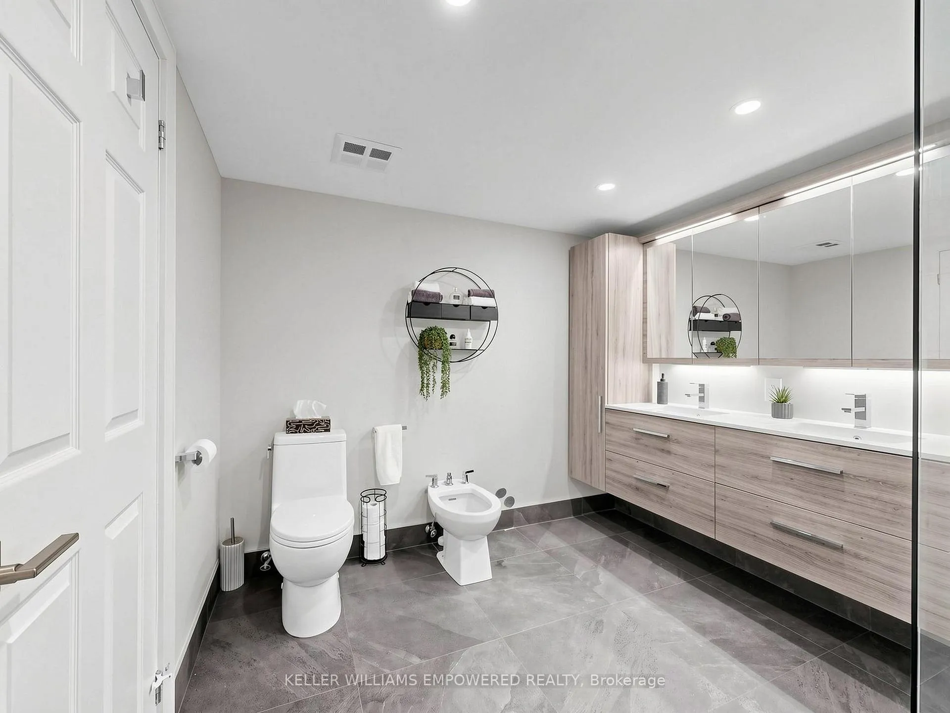 Photo 35 of Unit 614, 610 Bullock Drive, Markham, Markville — HOMEH