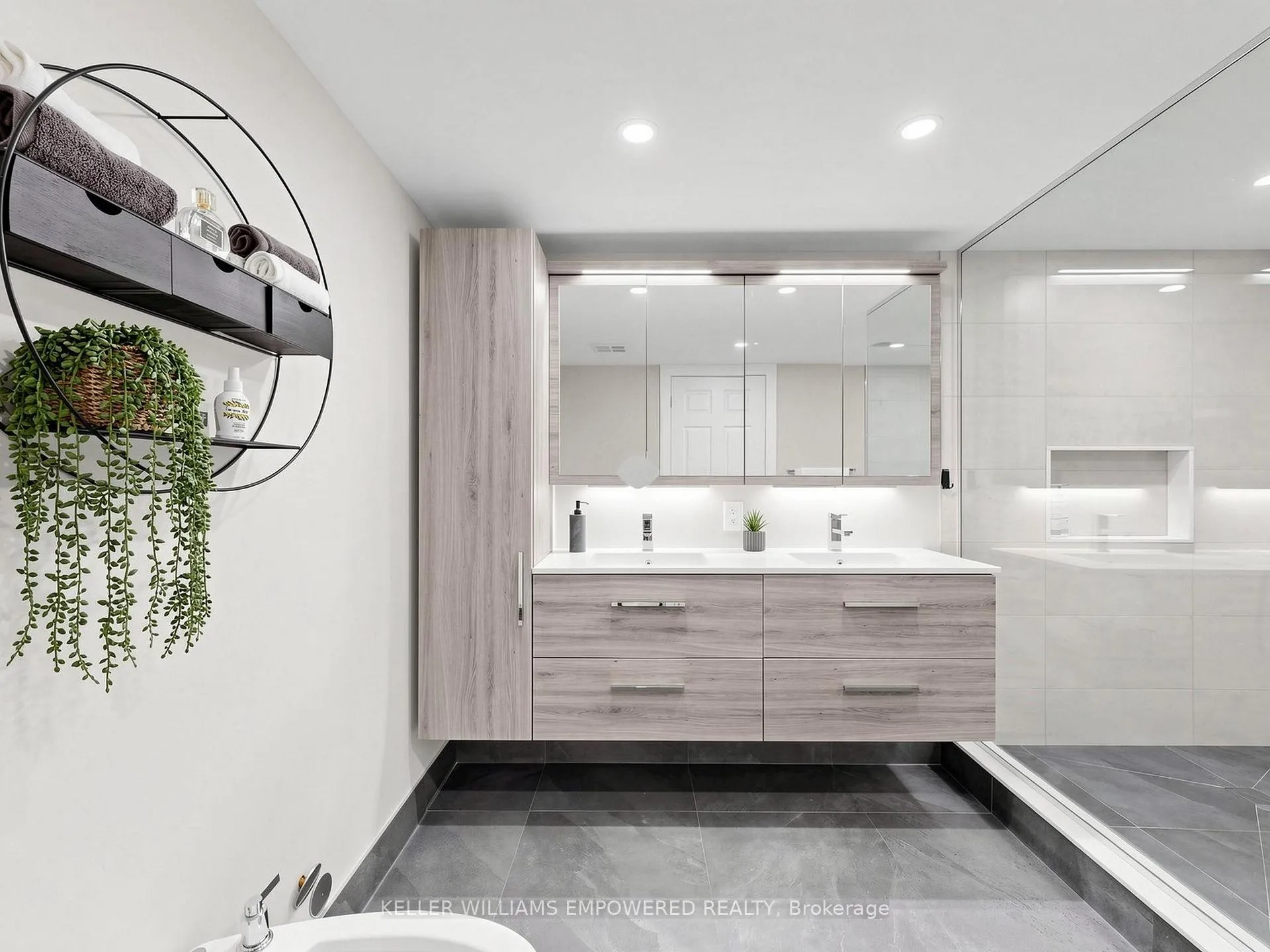 Photo 36 of Unit 614, 610 Bullock Drive, Markham, Markville — HOMEH