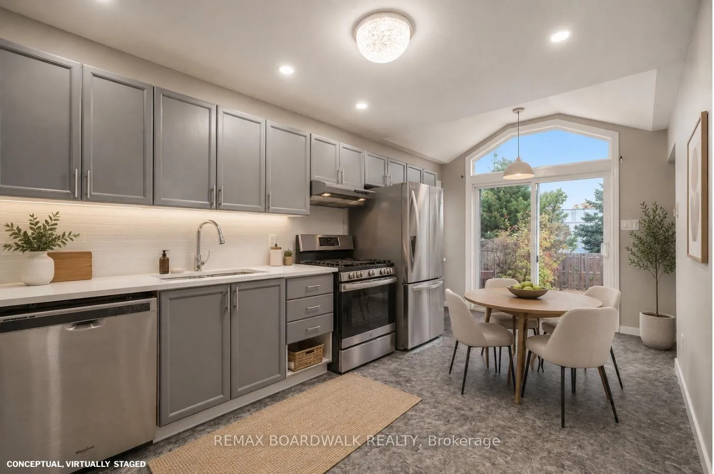 Photo 9 of 563 Latour Crescent, Ottawa, Fallingbrook/Gardenway South — HOMEH