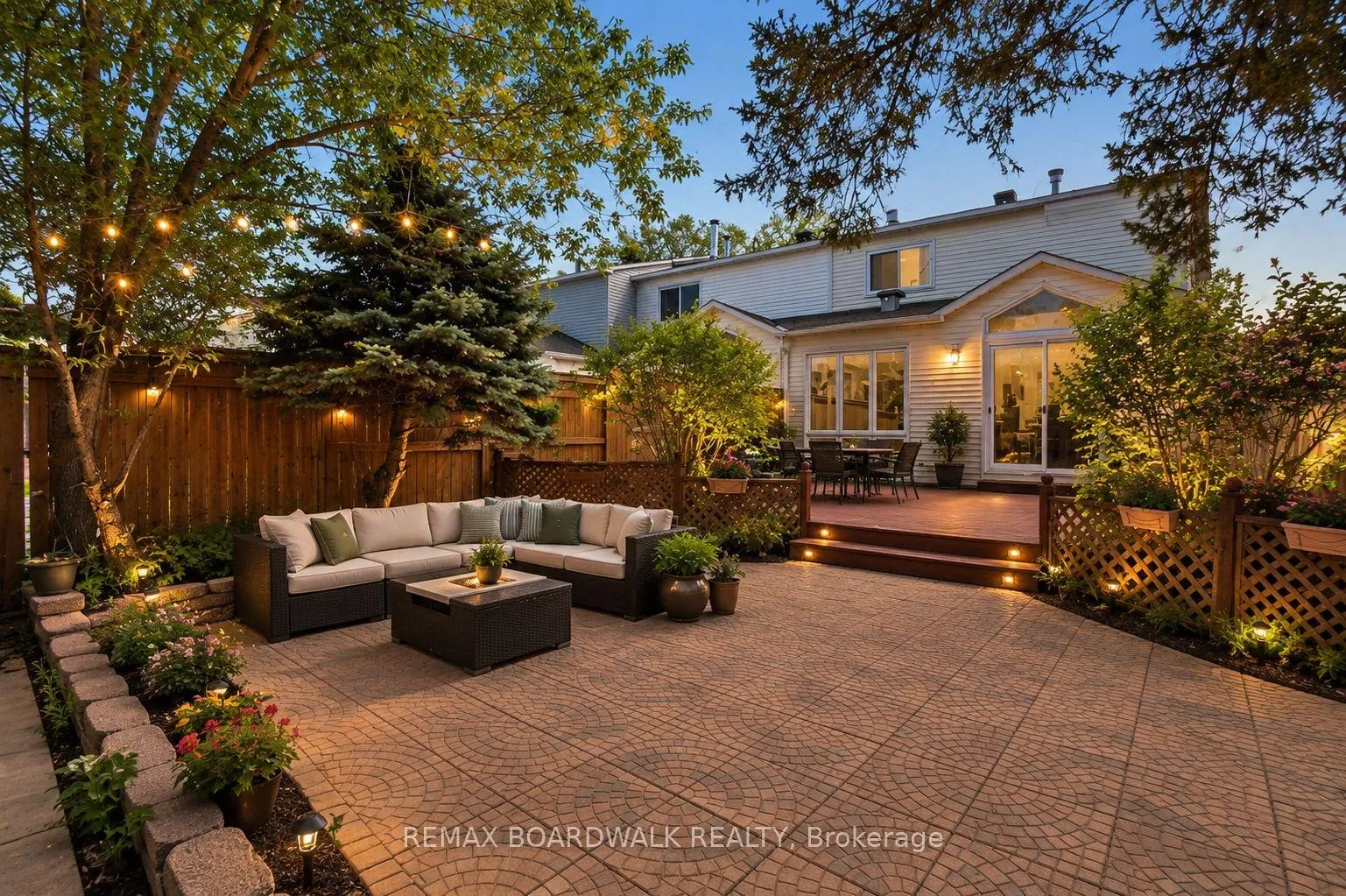 Photo 26 of 563 Latour Crescent, Ottawa, Fallingbrook/Gardenway South — HOMEH