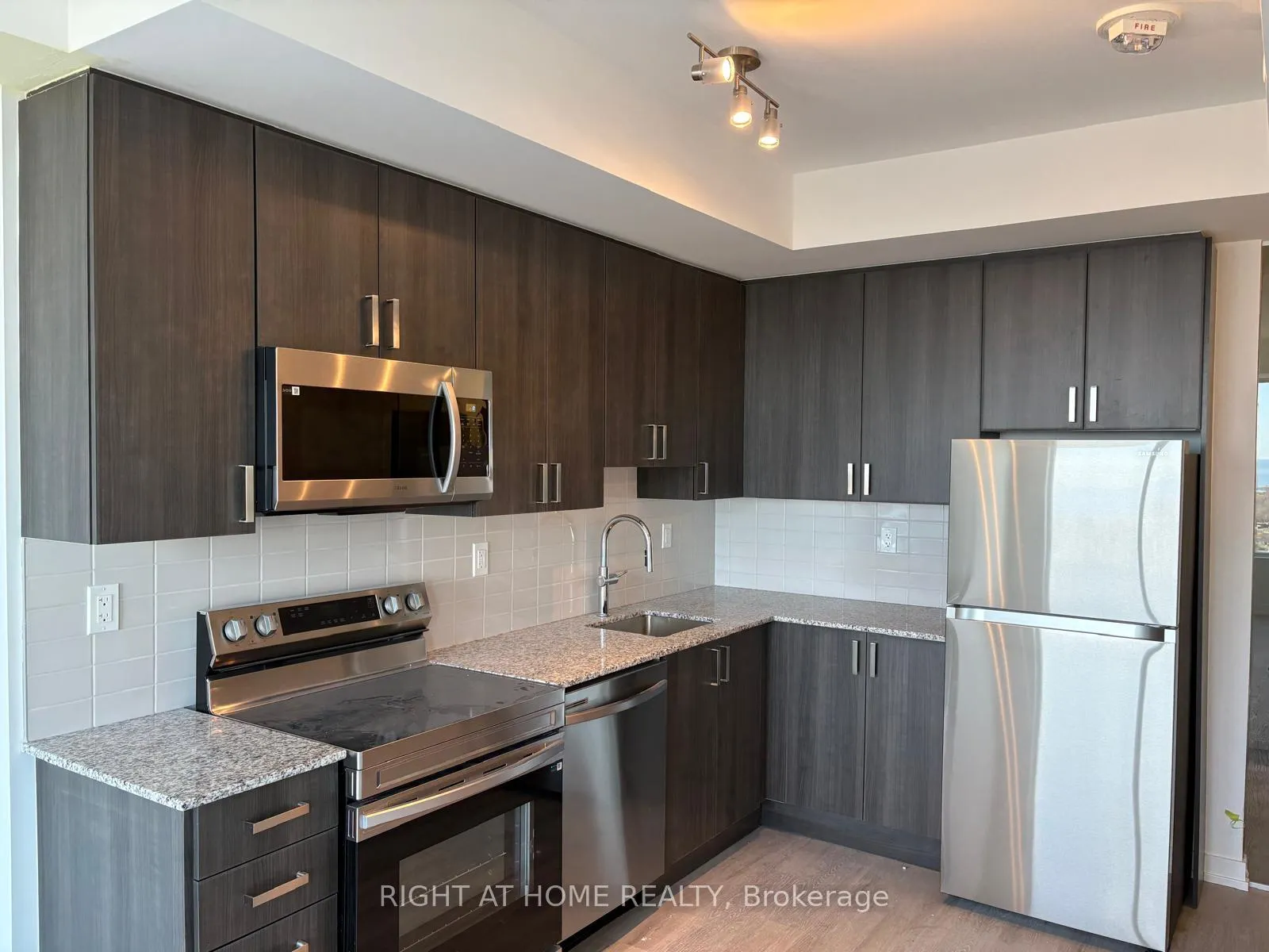 Photo 17 of Unit 2803, 1435 Celebration Drive, Pickering, Bay Ridges — HOMEH