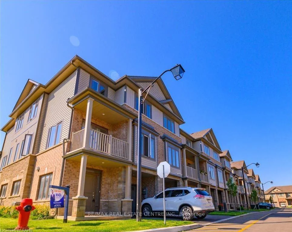 Photo 3 of Unit 118, 77 Diana Avenue, Brantford, Empire — HOMEH