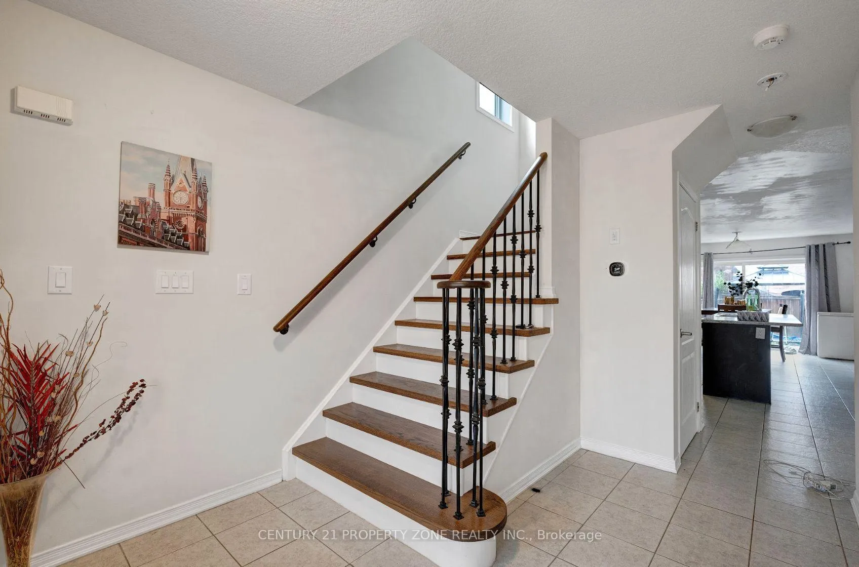 Photo 14 of 43 Mccargow Drive, Haldimand — HOMEH