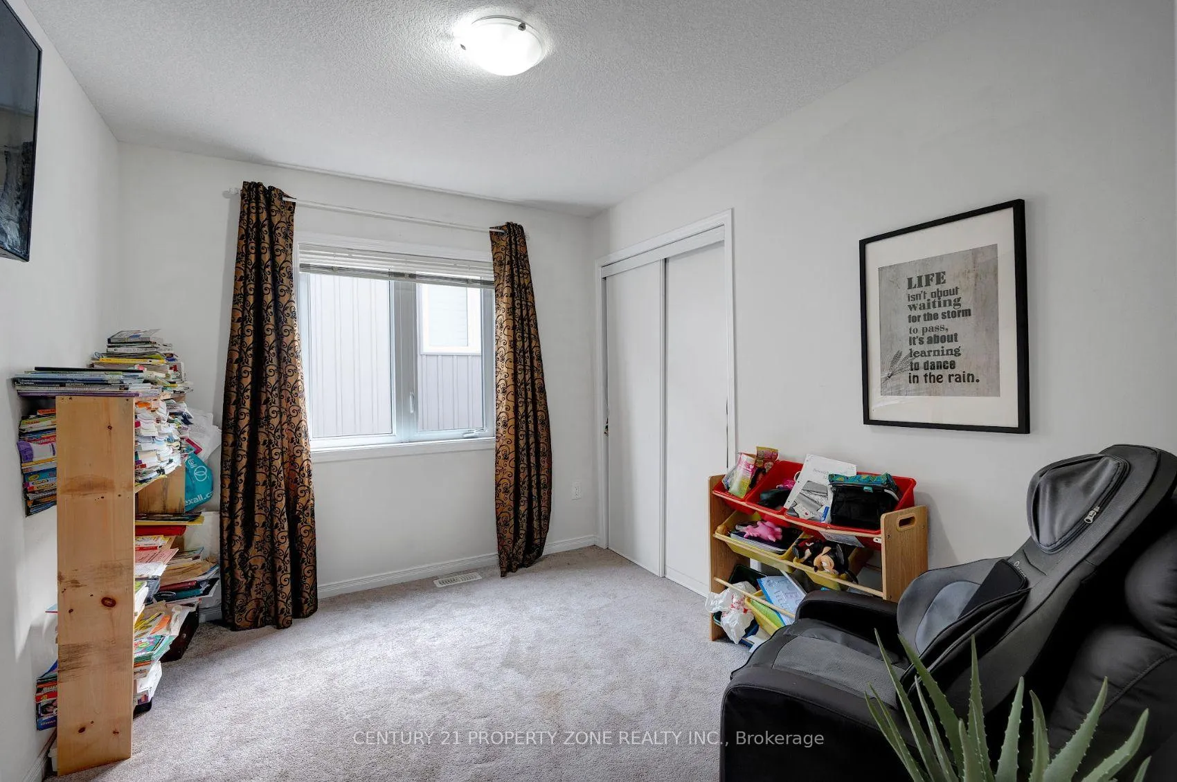Photo 27 of 43 Mccargow Drive, Haldimand — HOMEH