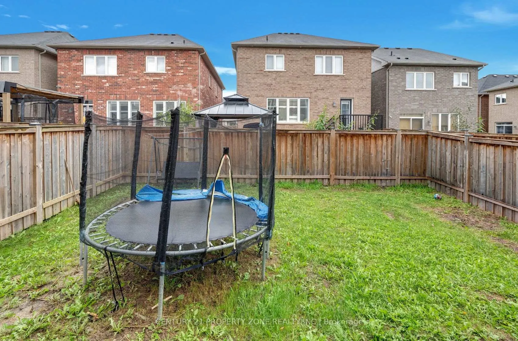 Photo 32 of 43 Mccargow Drive, Haldimand — HOMEH