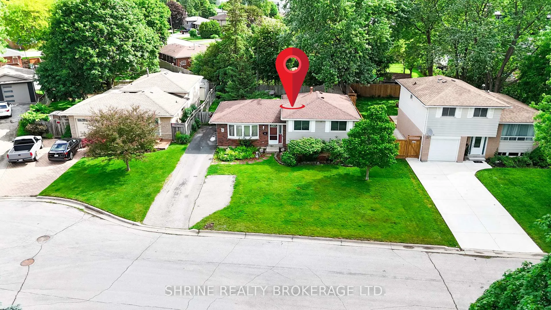 Photo 2 of 43 Stirling Crescent, St. Thomas — HOMEH