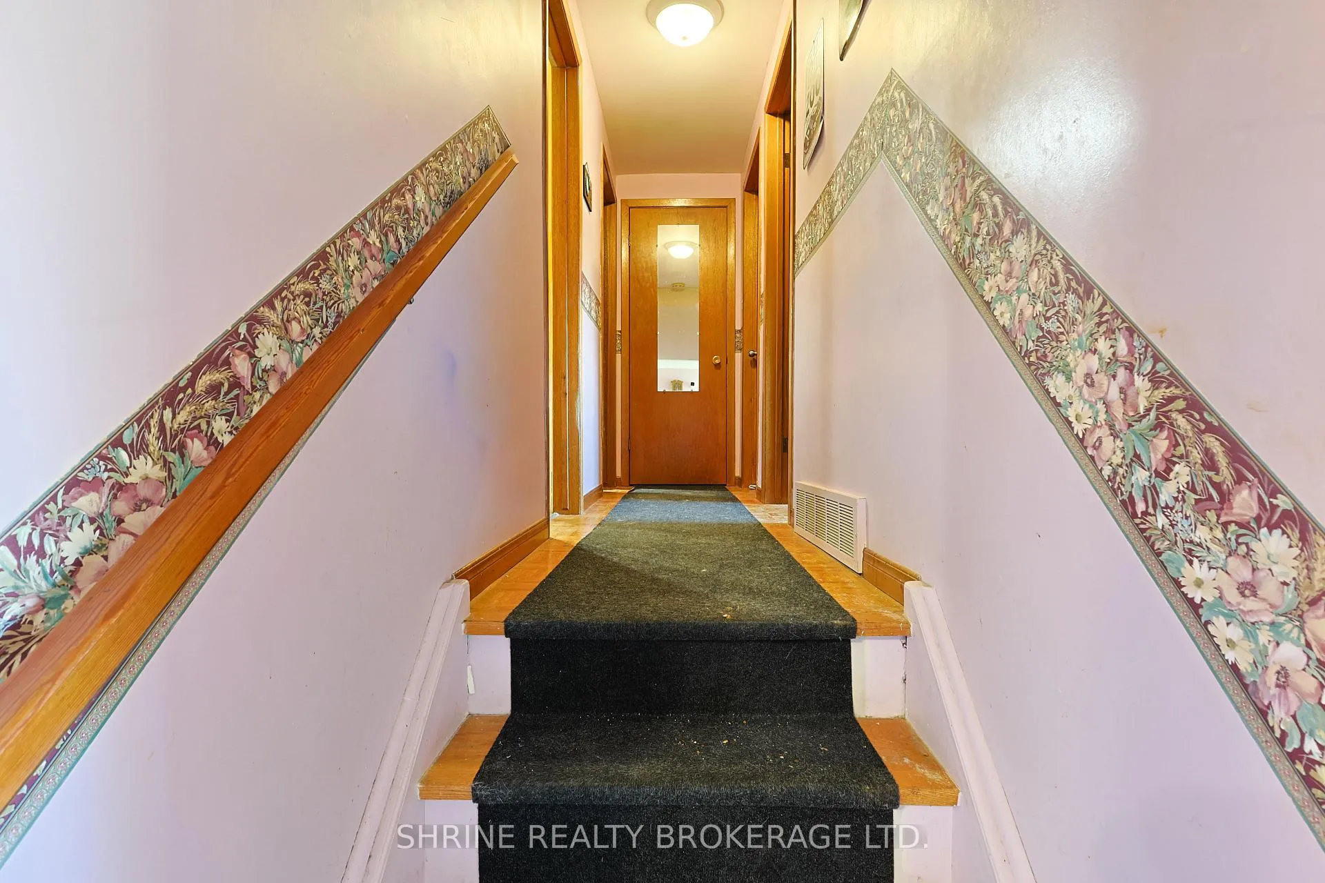 Photo 10 of 43 Stirling Crescent, St. Thomas — HOMEH