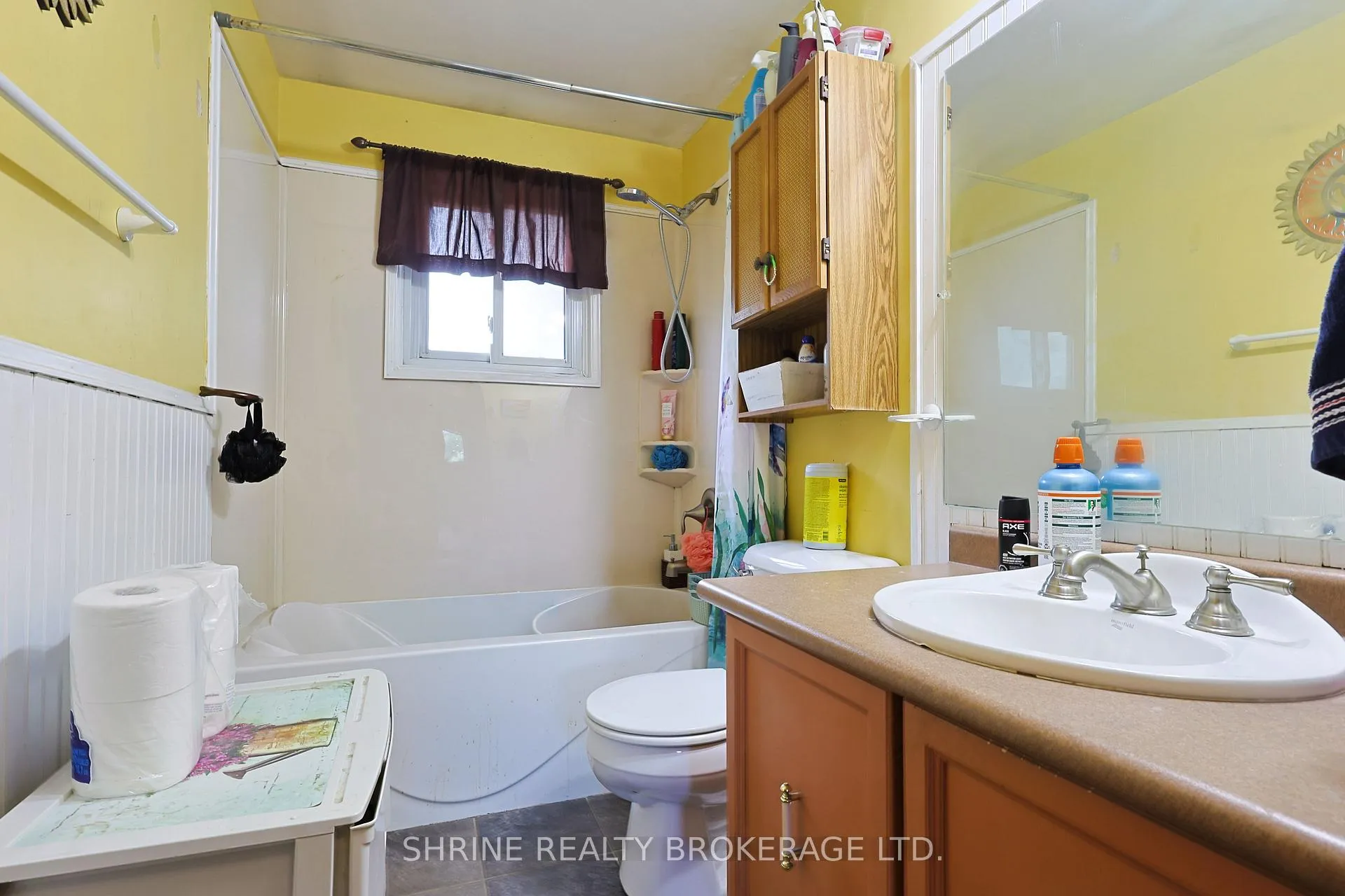 Photo 18 of 43 Stirling Crescent, St. Thomas — HOMEH