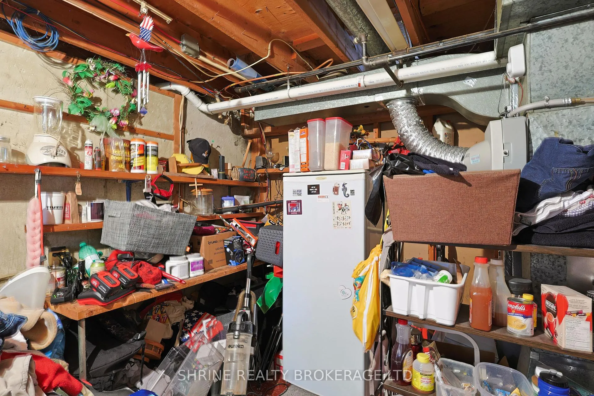 Photo 23 of 43 Stirling Crescent, St. Thomas — HOMEH