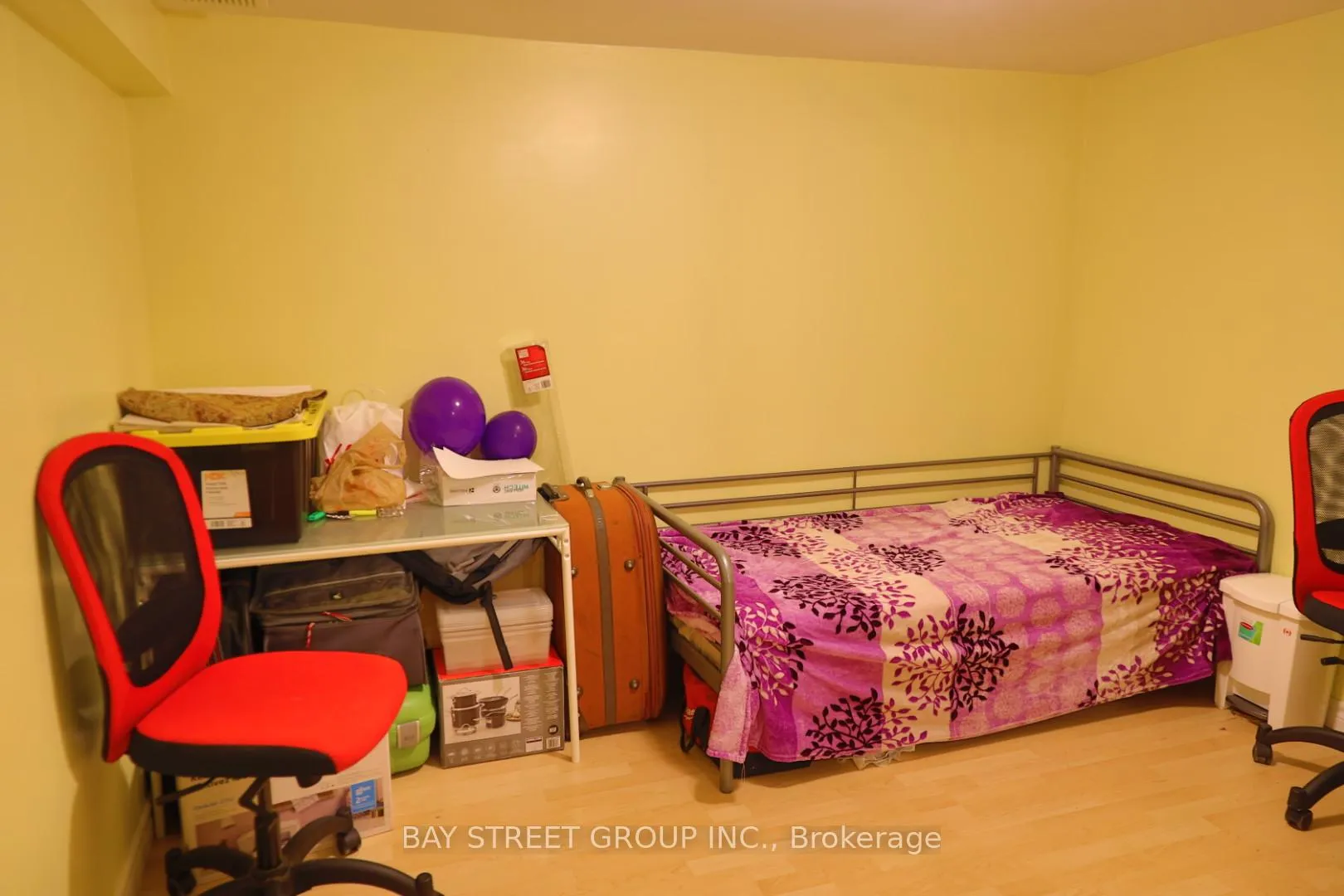 Photo 14 of 27 Stornoway Crescent, Markham, Royal Orchard — HOMEH
