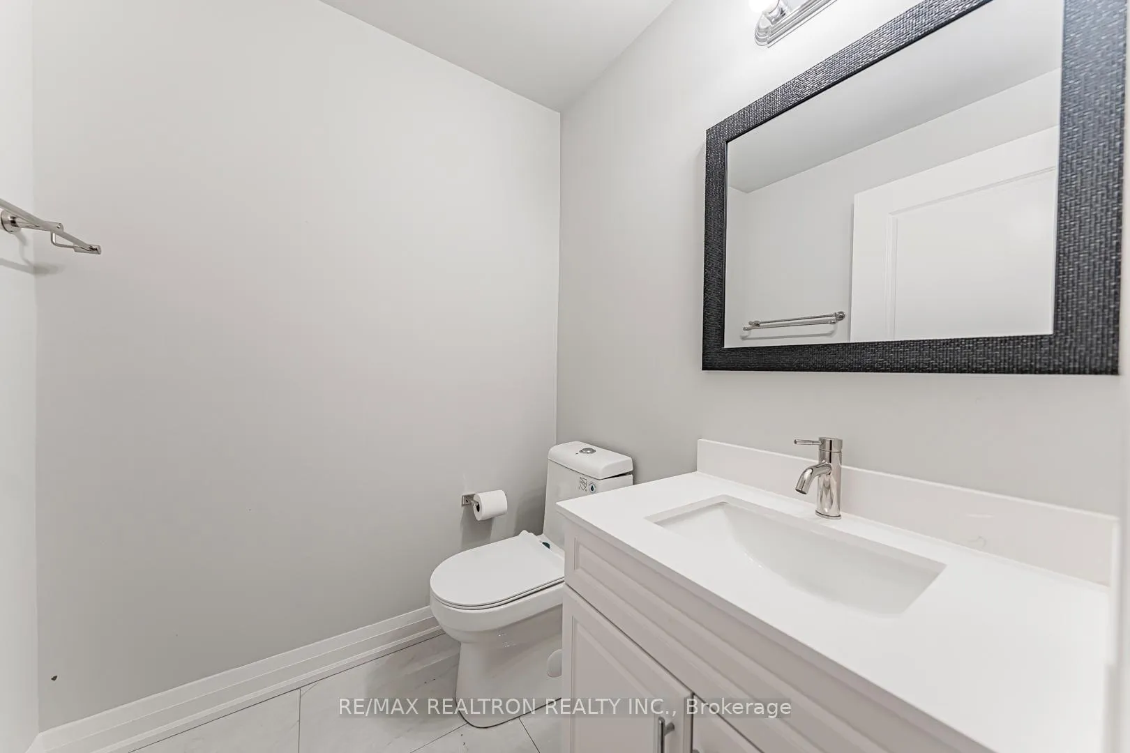 Photo 8 of Unit 18, 260 Eagle Street, Newmarket, Central Newmarket — HOMEH