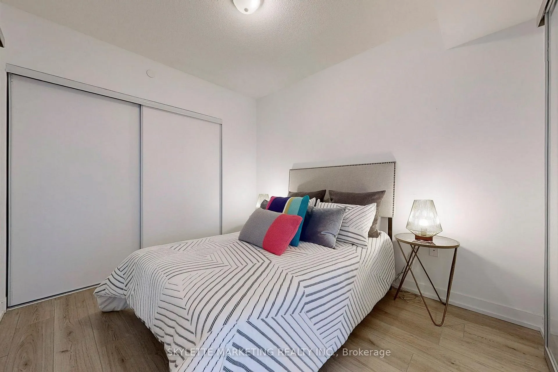 Photo 3 of Unit 3201, 395 Bloor Street E, Toronto, North St. James Town — HOMEH