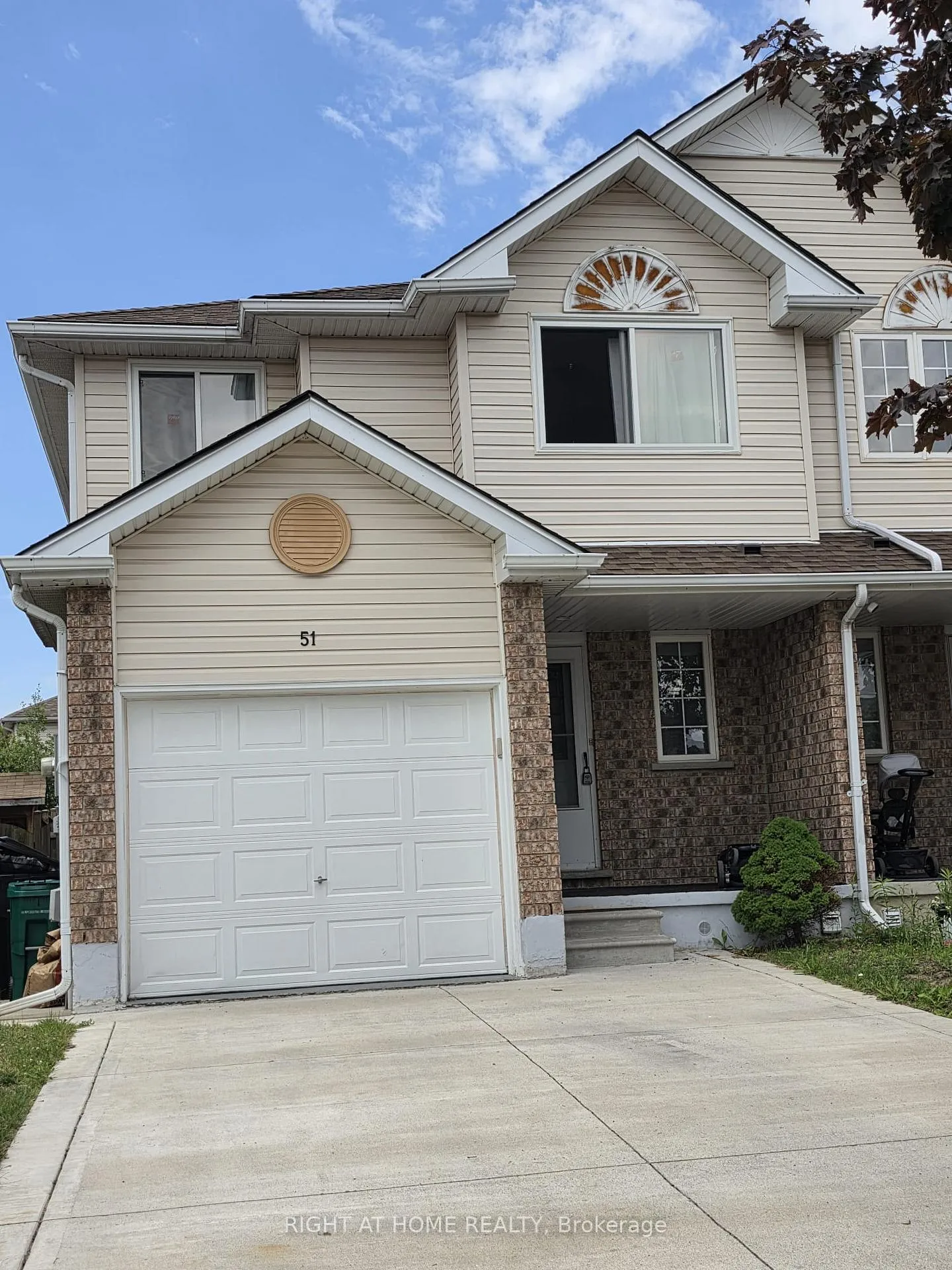 Photo 2 of 51 Hawkins Drive, Cambridge, Fiddlesticks — HOMEH