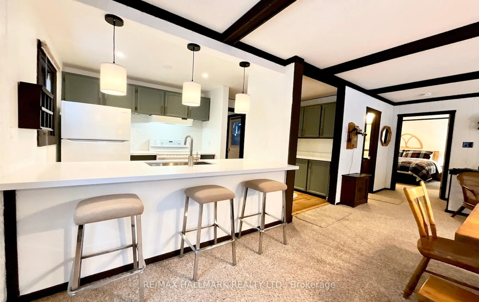 Photo 9 of 33 Huron Woods Drive, Oro-Medonte, Rural Oro-Medonte — HOMEH
