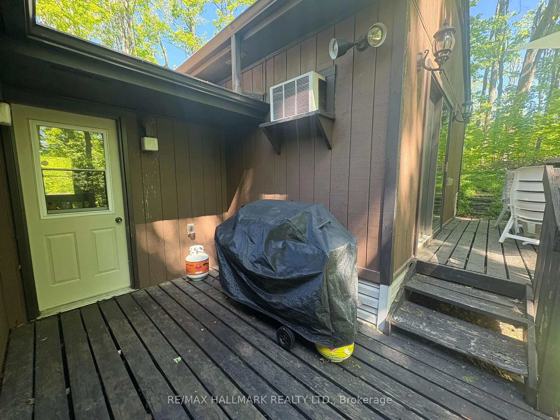 Photo 23 of 33 Huron Woods Drive, Oro-Medonte, Rural Oro-Medonte — HOMEH