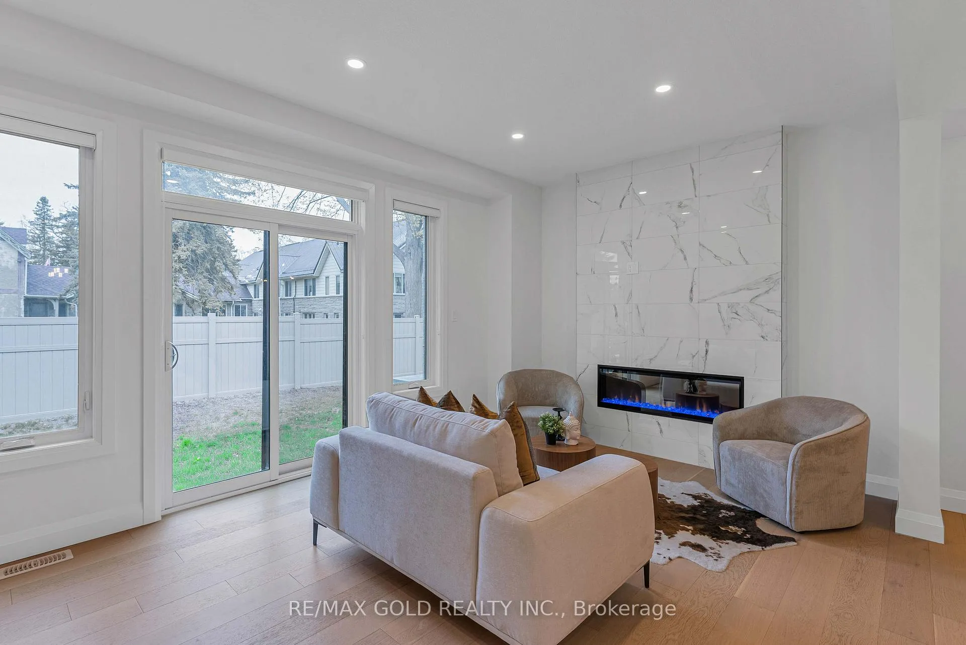 Photo 17 of Unit 19, 143 Elgin Street N, Cambridge — HOMEH