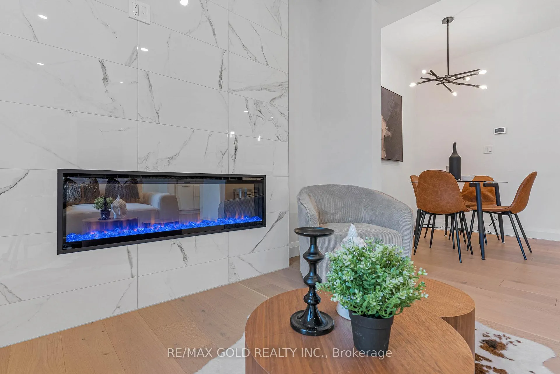 Photo 19 of Unit 19, 143 Elgin Street N, Cambridge — HOMEH