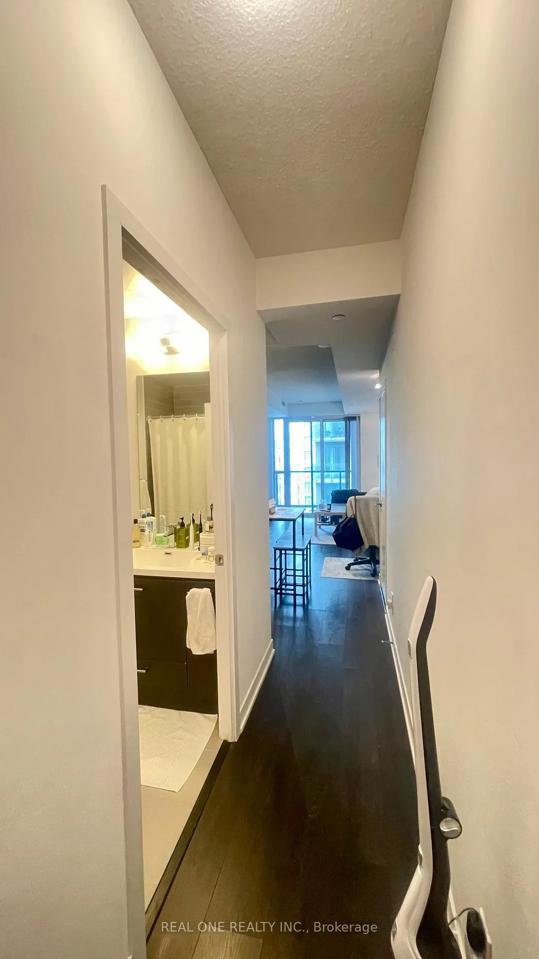 Photo 3 of Unit 1711, 87 Peter Street, Toronto, Waterfront Communities — HOMEH