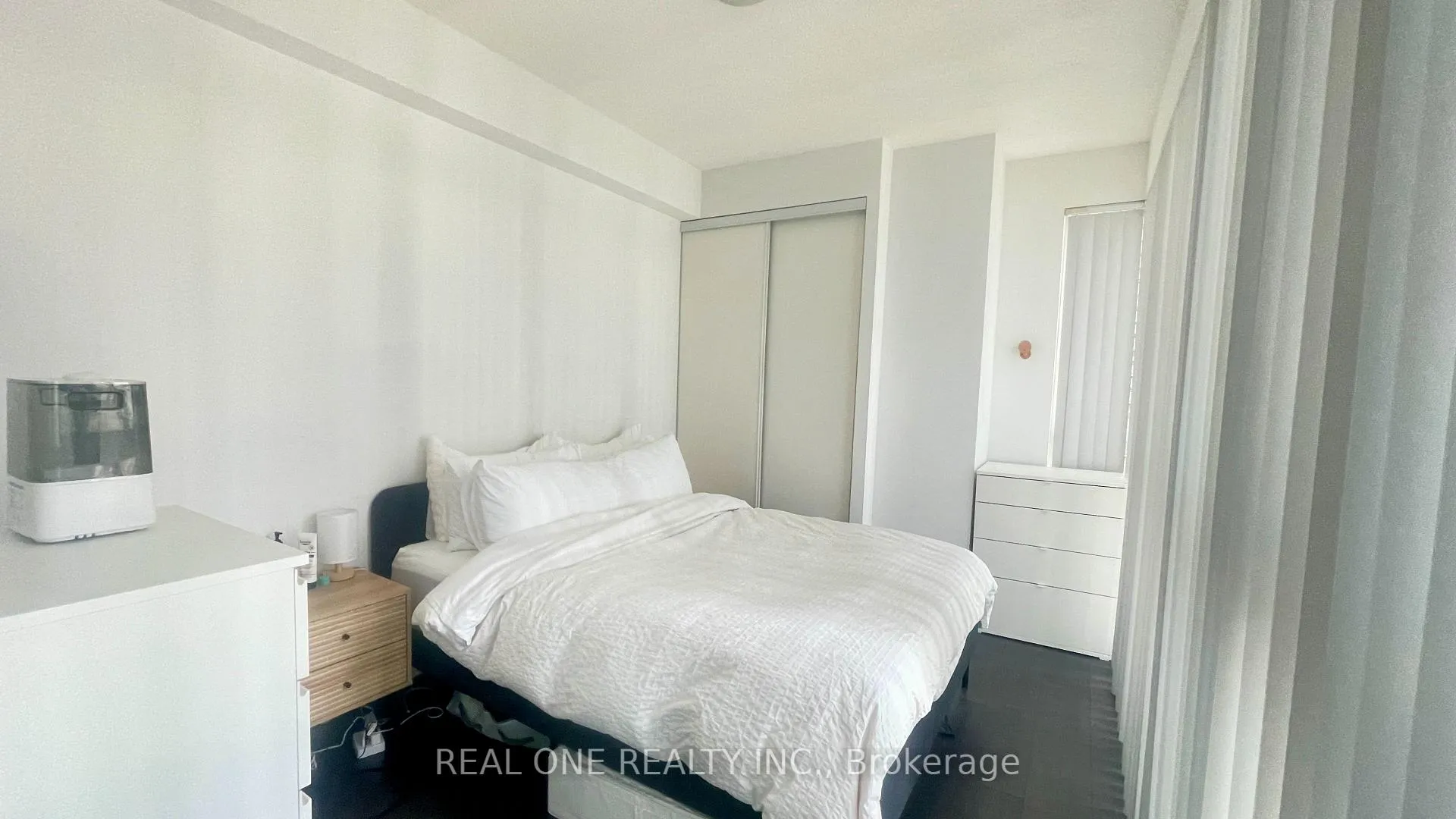 Photo 8 of Unit 1711, 87 Peter Street, Toronto, Waterfront Communities — HOMEH