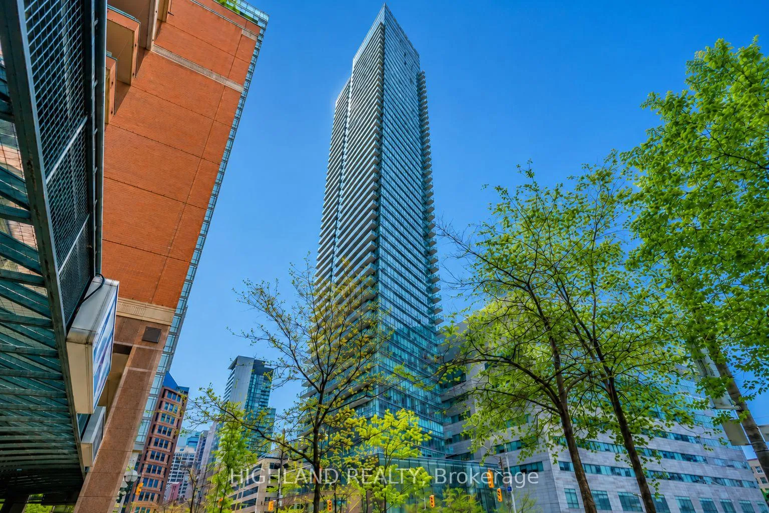 Front of Unit 2409, 832 Bay Street